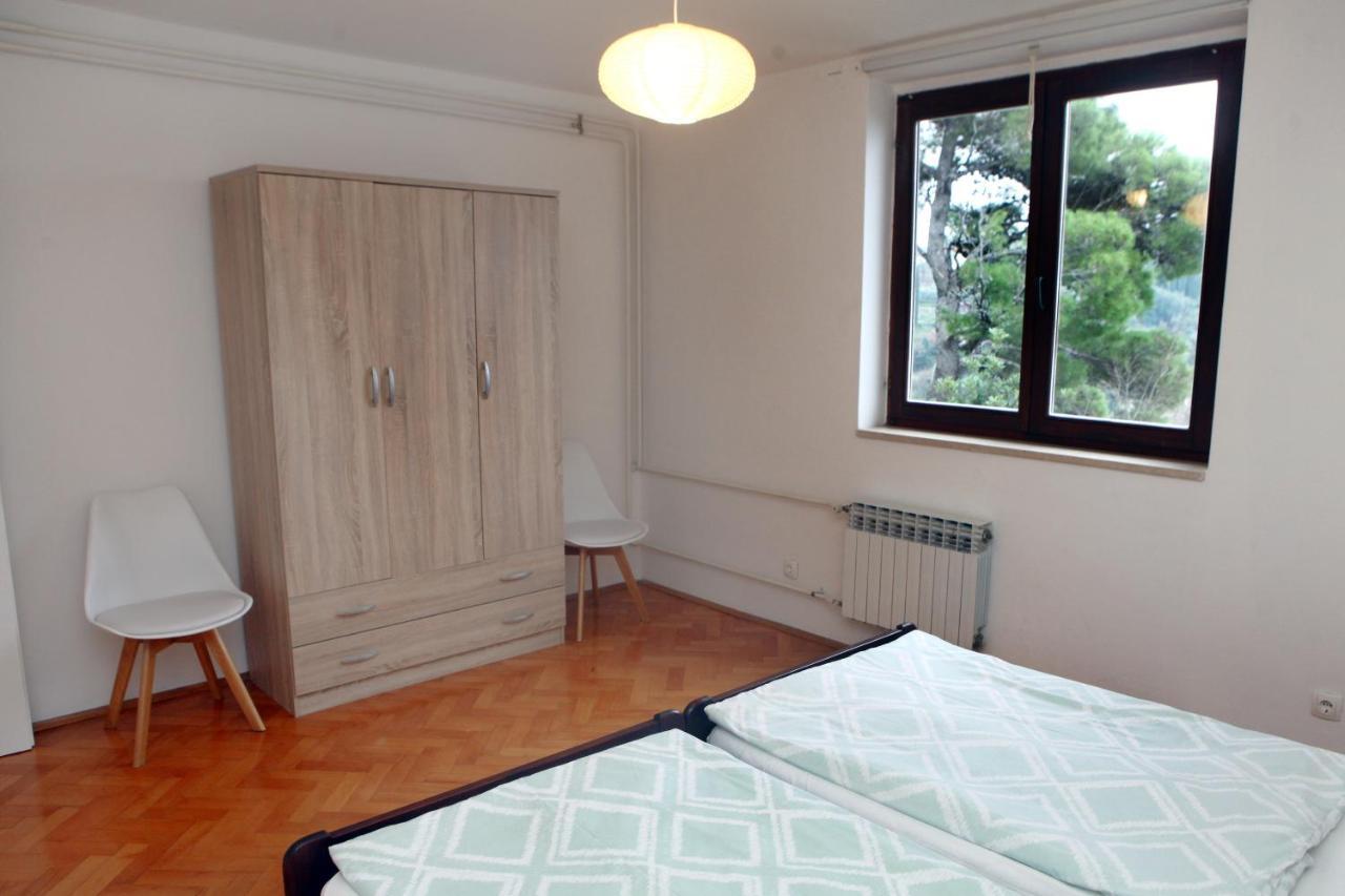 Warm And Comfy With Parking! Apartment Piran